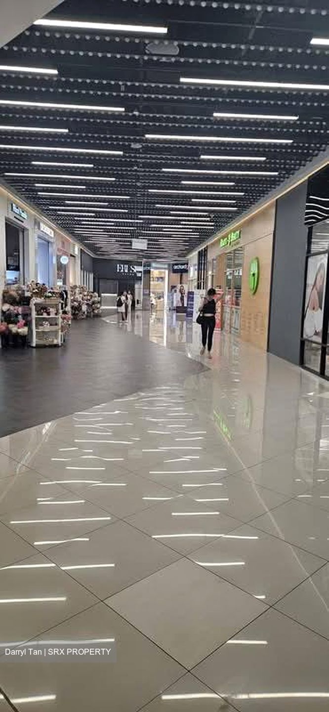 Specialists Shopping Centre (D9), Retail #567710371